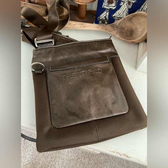 The Trend - Picture 3 of 5